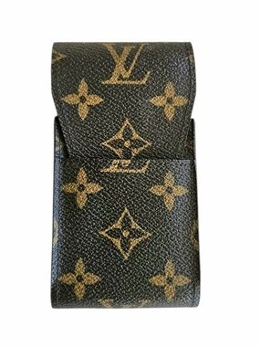Louis Vuitton Monogram Étui Cigarette Case (Model M63024)